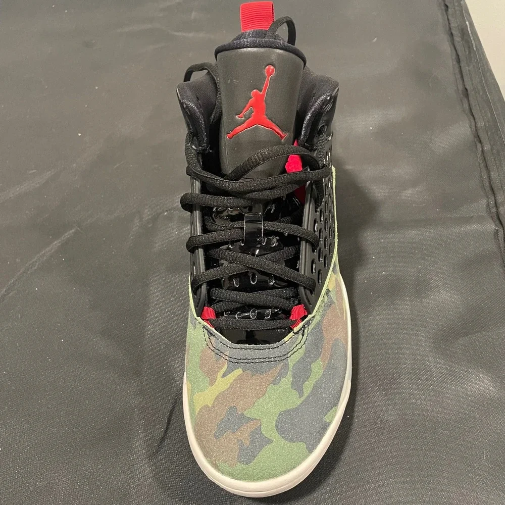 Jordan Mars 270 Low Camo Black Red Basketball Shoes CD6107-200 Mens 7.5